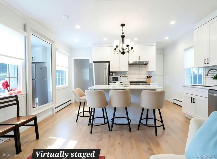 Renovated in 2020. 3 Bedrooms,1 Full Bath Cozy Colonial Zoned in - photo 6