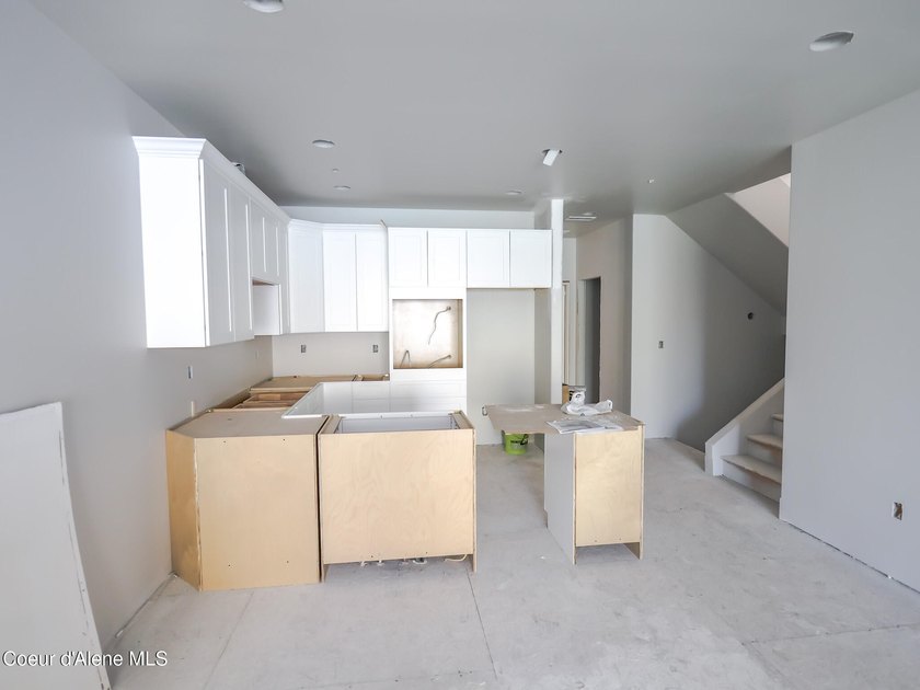Luxury Lake view living nestled between Lake Pend Orielle and - photo 14