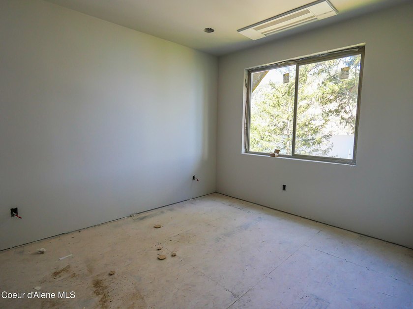 Luxury Lake view living nestled between Lake Pend Orielle and - photo 22