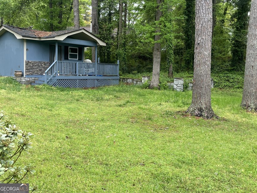 Priced to sell! This is a beautiful home, well-kept and cared - photo 11