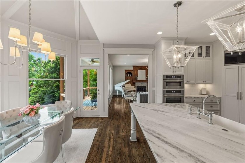 Welcome to Heritage Hill West, where timeless Colonial elegance - photo 22