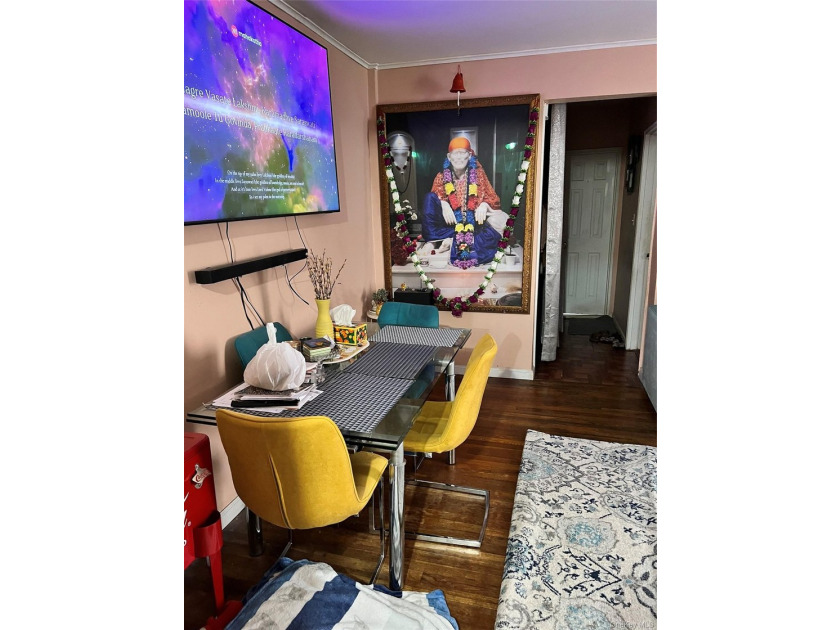 Location! Location! Location! This is a one bedroom Apartment in - photo 8