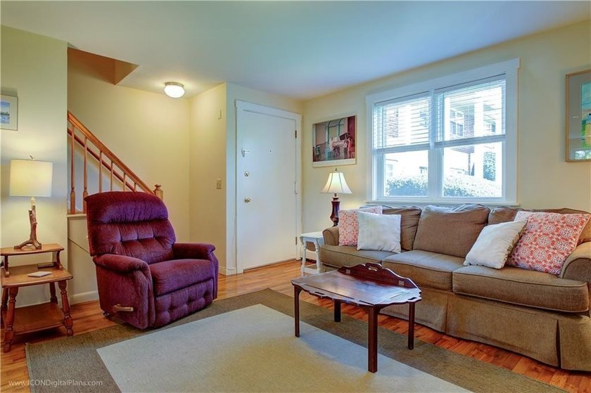 Unbeatable Newport Value: Rare 2-Story Townhouse in Desirable - photo 11