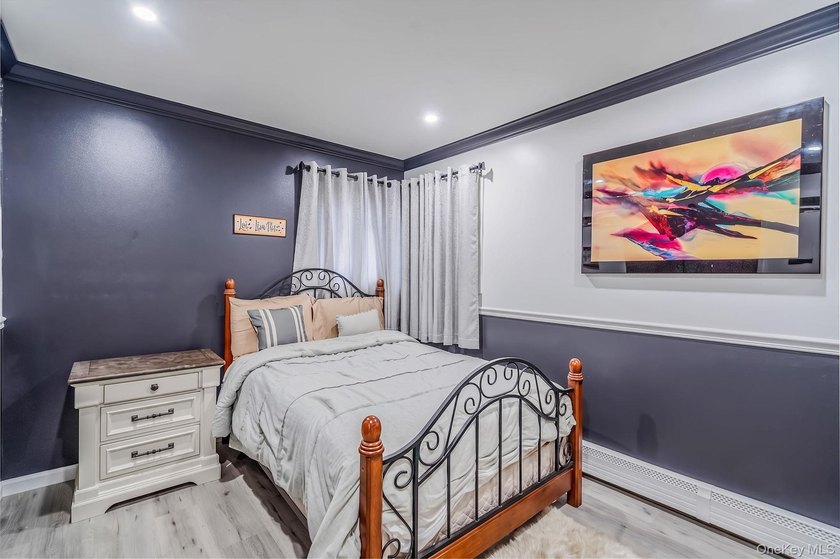 Welcome to 138 River Road, Shirley - a beautifully maintained - photo 12