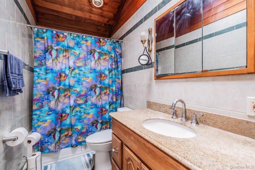 Welcome to 138 River Road, Shirley - a beautifully maintained - photo 18