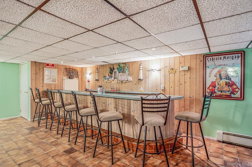 Welcome to 138 River Road, Shirley - a beautifully maintained - photo 22