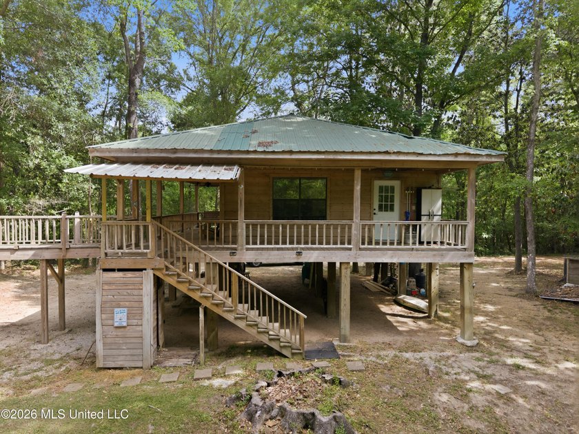 Escape to your own private retreat on beautiful Tallahala Creek - photo 11