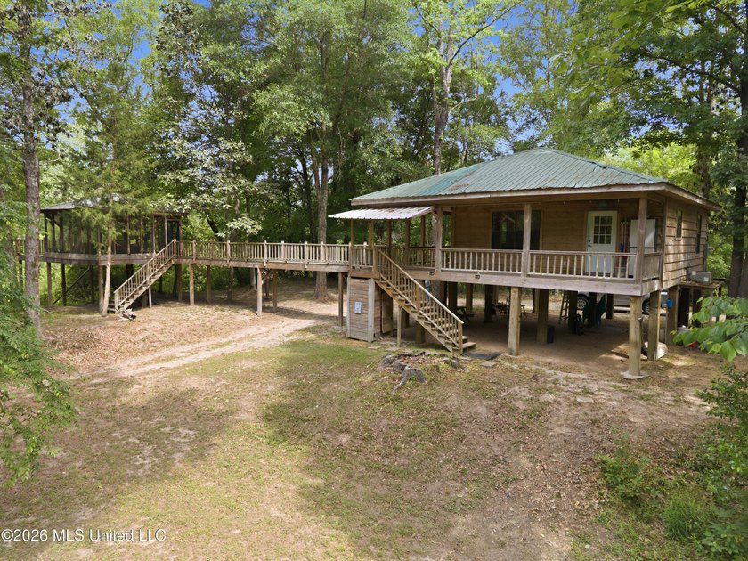 Escape to your own private retreat on beautiful Tallahala Creek - photo 20
