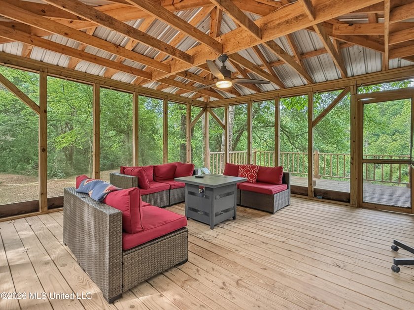 Escape to your own private retreat on beautiful Tallahala Creek - photo 21