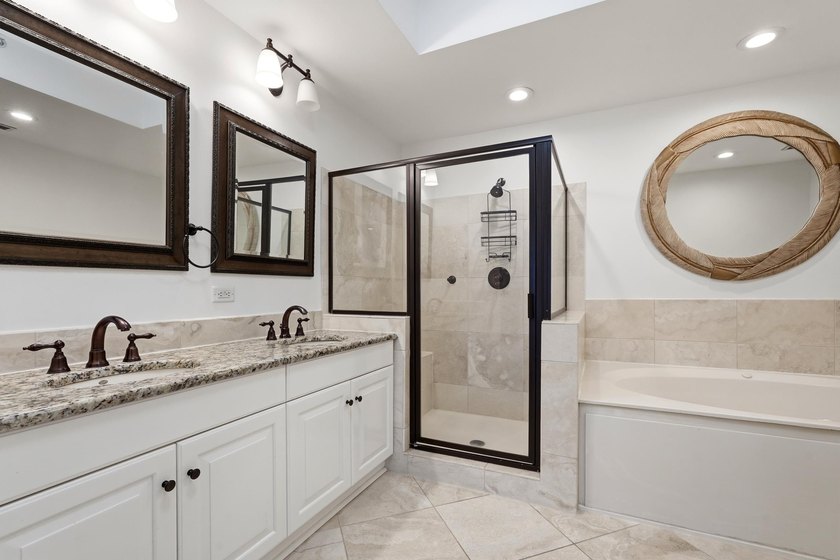 A rare opportunity to own one of the most distinctive residences - photo 22
