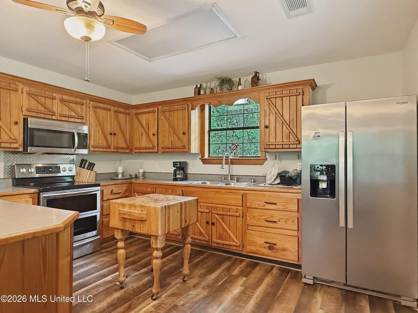 Escape to your own private retreat on beautiful Tallahala Creek - photo 28
