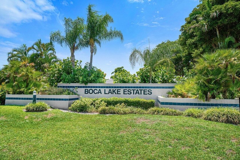 Charming guard gated community in East Boca, 1 1/2 miles to - photo 42