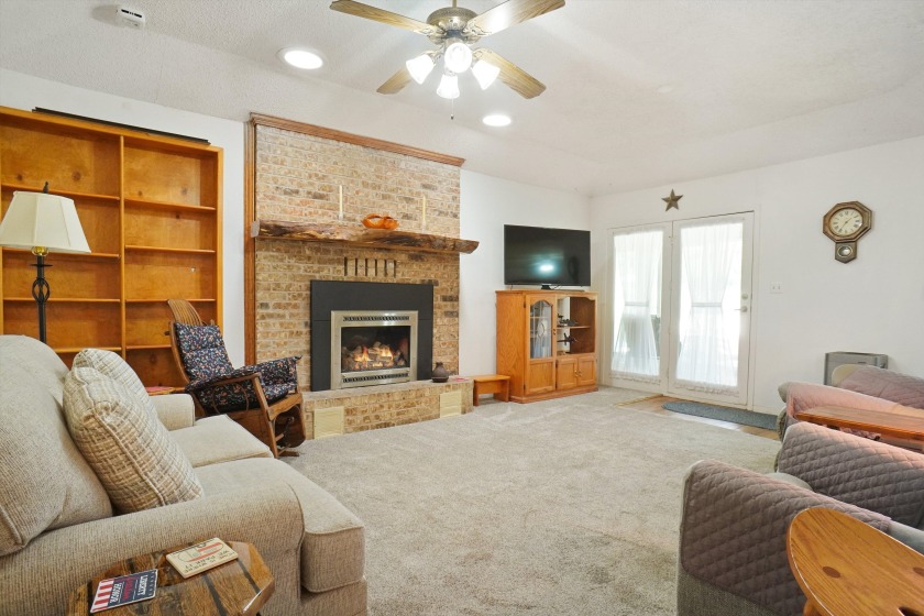 Home on 2 Lots - photo 3