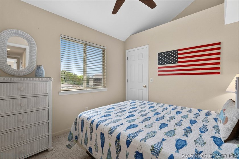 Welcome to lake life at Cedar Glen Condos-where adventure - photo 18
