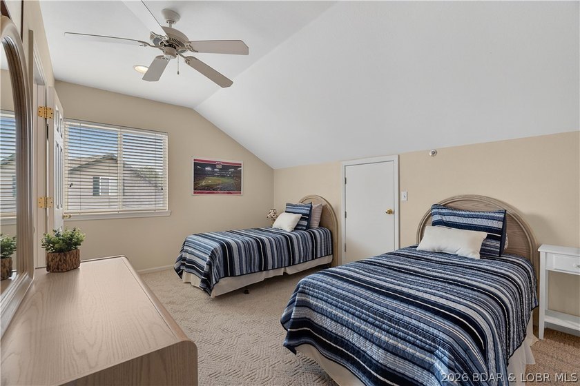 Welcome to lake life at Cedar Glen Condos-where adventure - photo 22