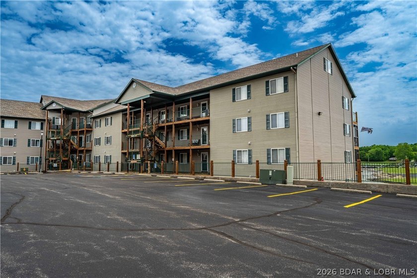 Welcome to lake life at Cedar Glen Condos-where adventure - photo 31