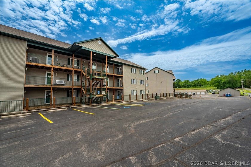 Welcome to lake life at Cedar Glen Condos-where adventure - photo 32