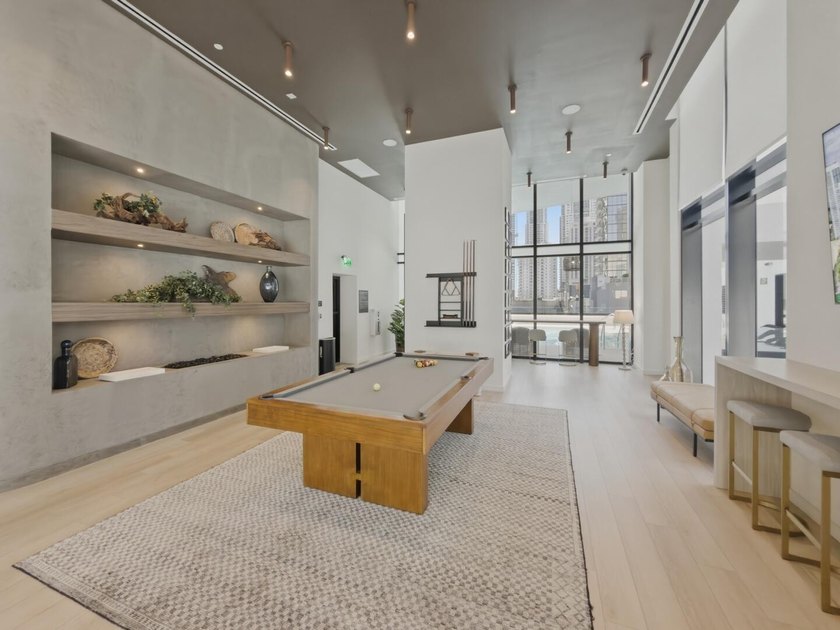 Perched on the 20th floor, this newly completed one-bedroom - photo 33