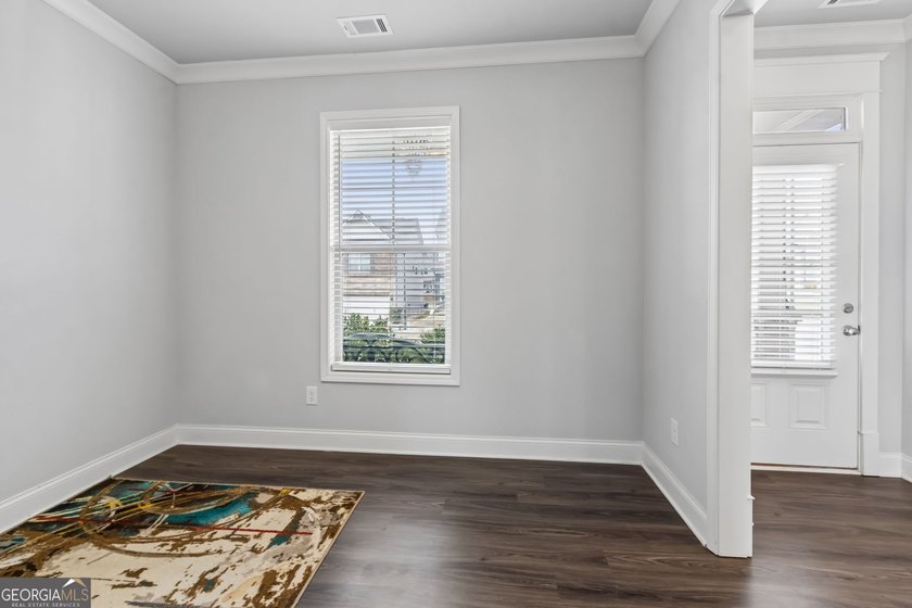 Welcome to this exquisite home situated in the White Oak Park at - photo 22