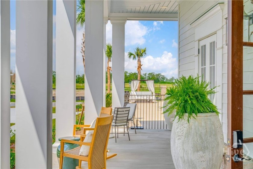 Located just minutes from Downtown Savannah's Historic District - photo 12
