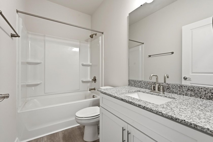 Welcome to this beautifully maintained 3-bedroom, 2-bath home - photo 17