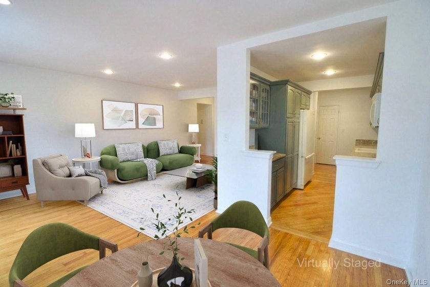 Rarely available TOP (4th) FLOOR 2 Bedroom, 2 Bath residence in - photo 12