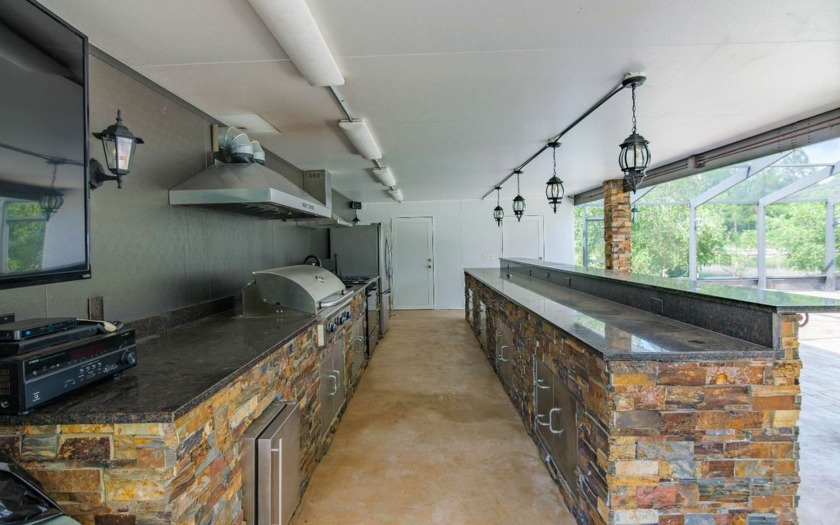 Welcome to your own private estate - a true masterpiece of - photo 25