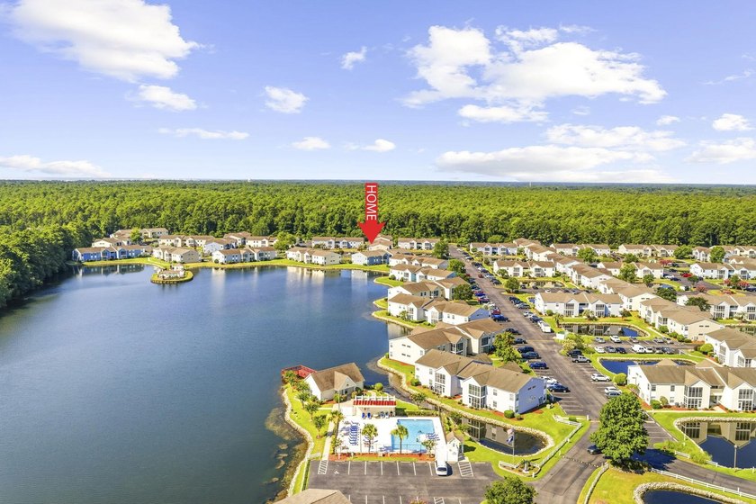 Stylish 3-bedroom, 2-bath condo in a prime location, offering - photo 33