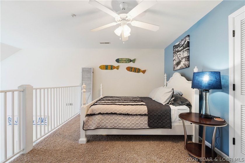 This is the kind of lake condo people wait for-top-floor views - photo 20