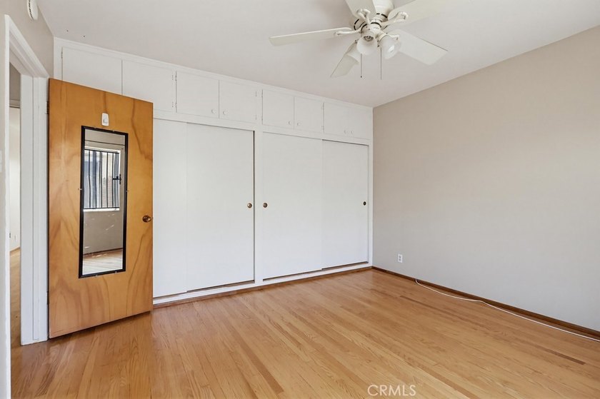 Don't miss this cute 1 bedroom, 1 bath condo, 3 blocks from the - photo 37