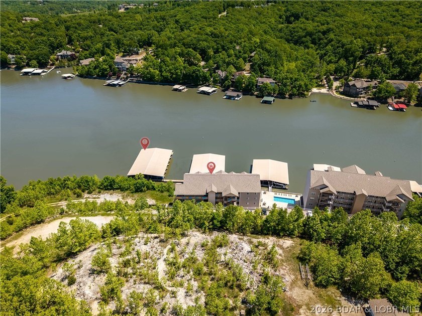 This is the kind of lake condo people wait for-top-floor views - photo 49