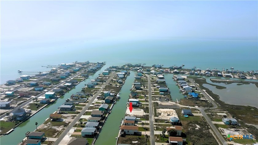 Discover the perfect waterfront property right by the boat ramp - photo 5