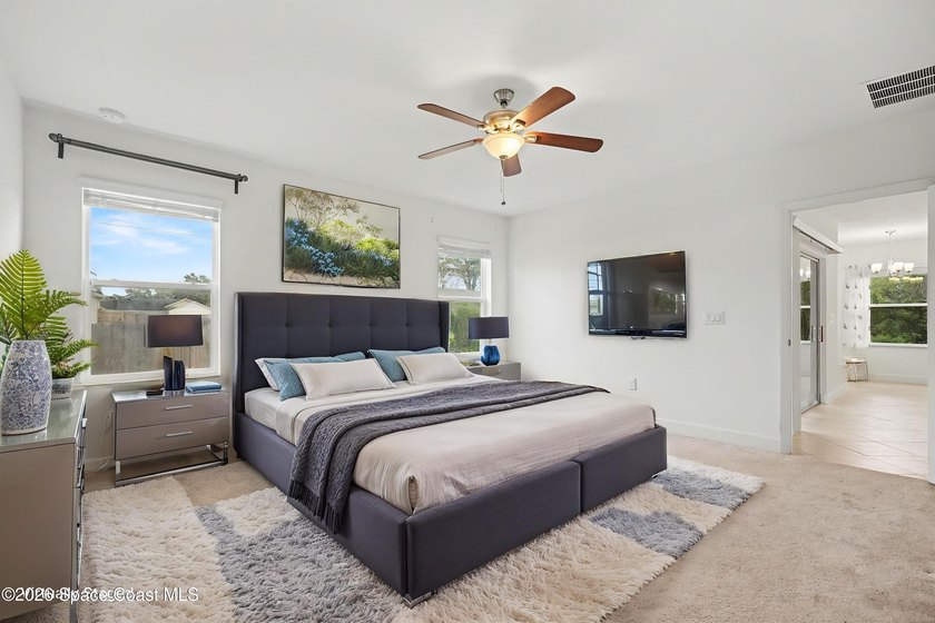 5 bed + 1 / 3 Bathroom. MOTIVATED SELLER! Welcome to this - photo 8