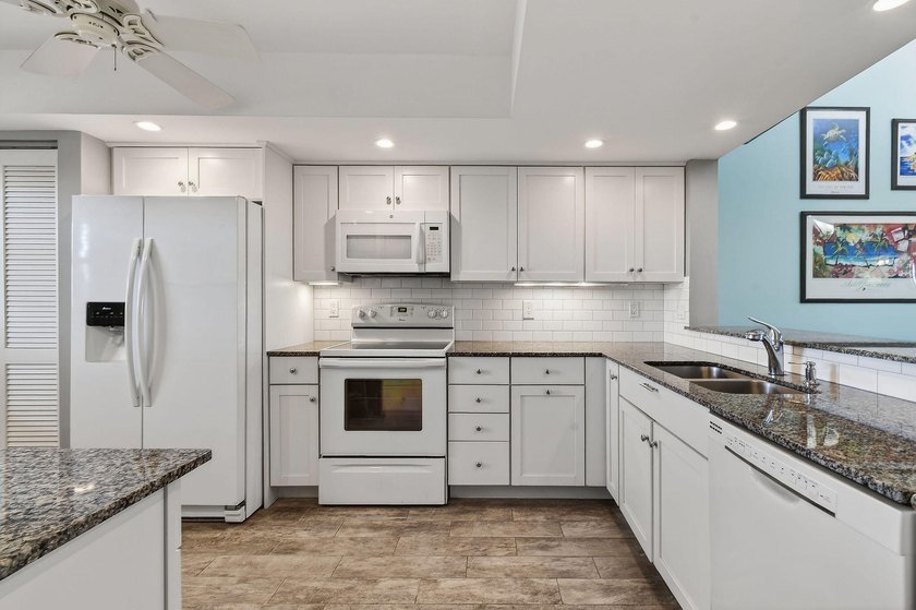 Premier Location overlooking the Intracoastal! This Top-Floor - photo 11