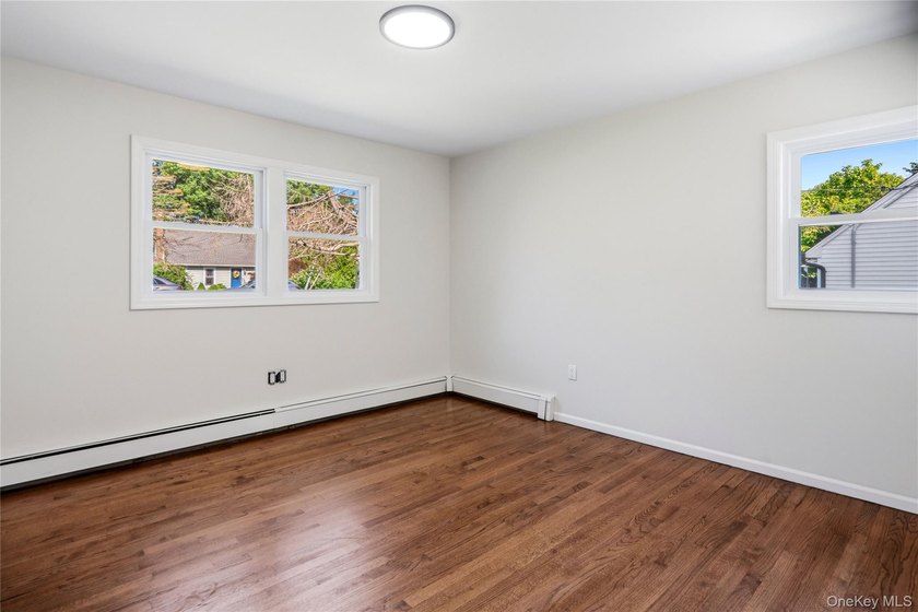 Welcome to this beautifully renovated 4-bedroom, 2-bath Cape - photo 16