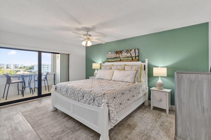 Premier Location overlooking the Intracoastal! This Top-Floor - photo 19