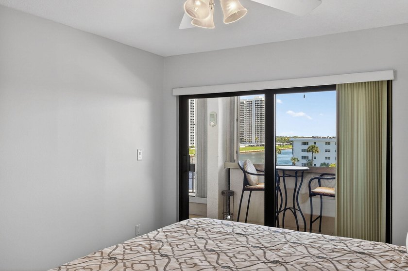 Premier Location overlooking the Intracoastal! This Top-Floor - photo 20