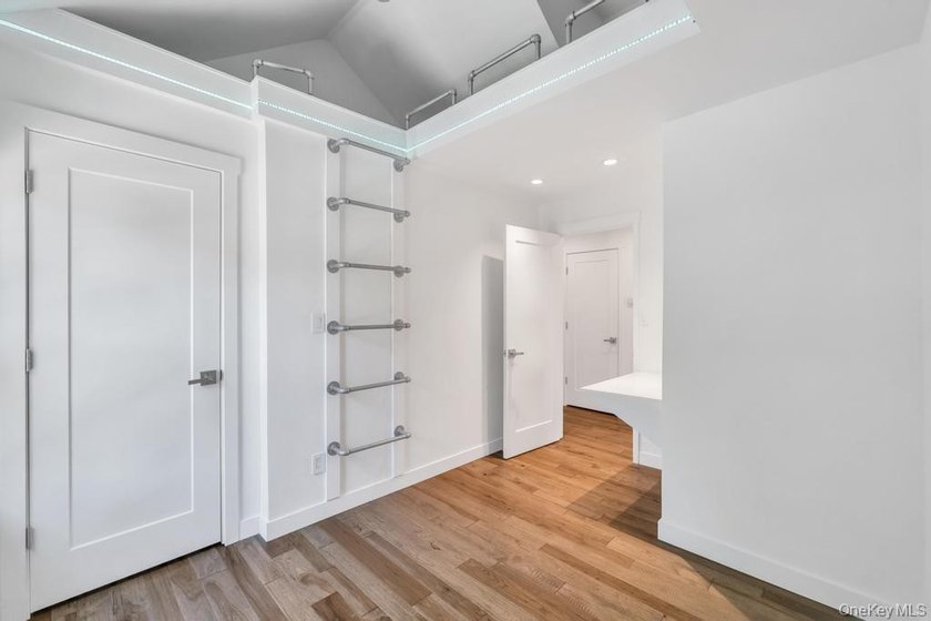 Welcome Home To This Breathtaking 1890 Colonial In The Heart Of - photo 21