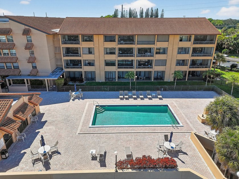 Premier Location overlooking the Intracoastal! This Top-Floor - photo 45