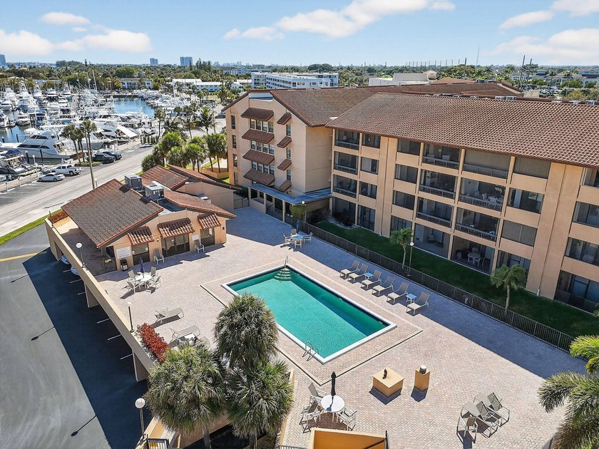 Premier Location overlooking the Intracoastal! This Top-Floor - photo 46