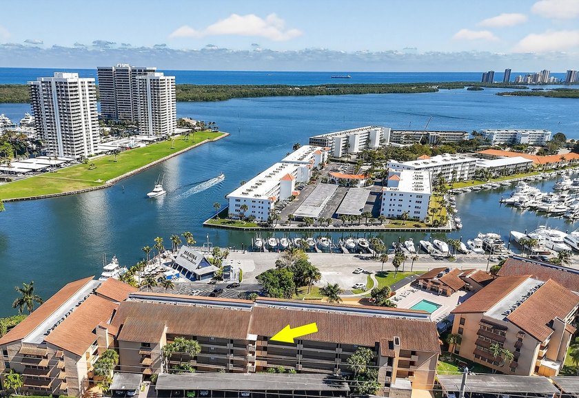 Premier Location overlooking the Intracoastal! This Top-Floor - photo 54