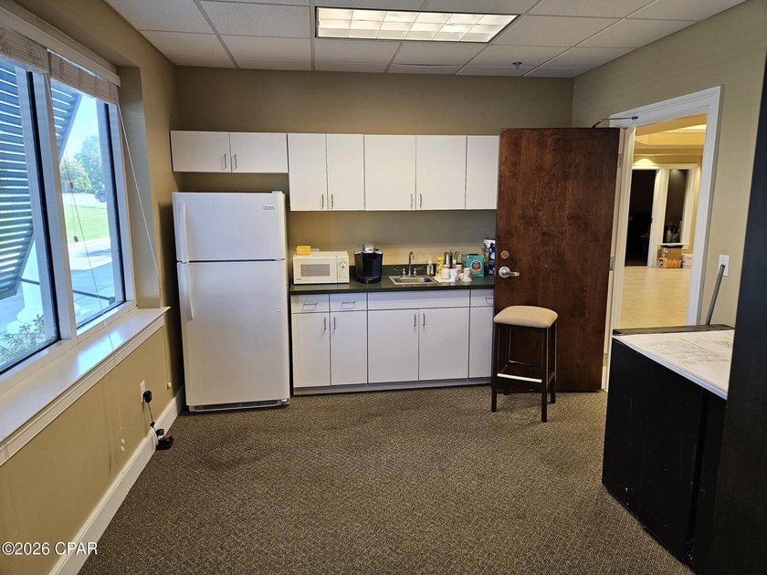 VERY LARGE PRICE REDUCTION. This property is the perfect spot - photo 13