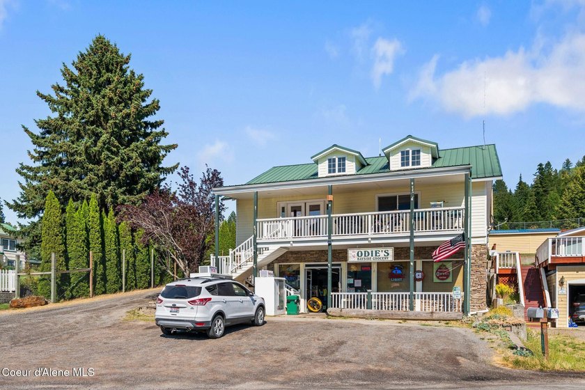 Experience lake life at its best in this beautifully crafted new - photo 29