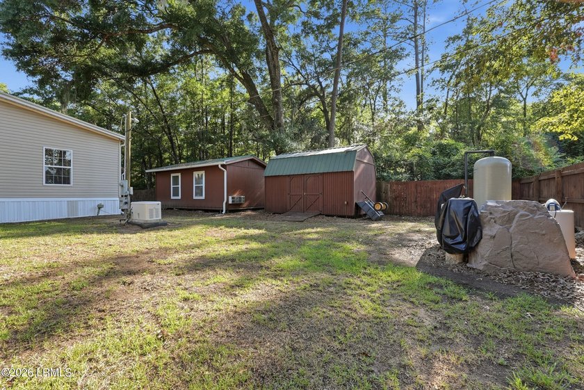 One of the most impeccably maintained and thoughtfully updated - photo 44