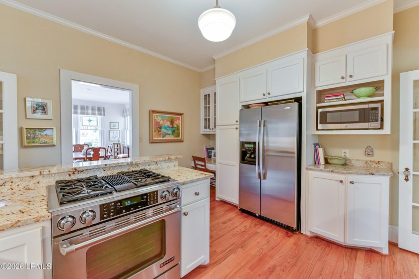Welcome to 1311 North Street, a beautifully maintained - photo 14