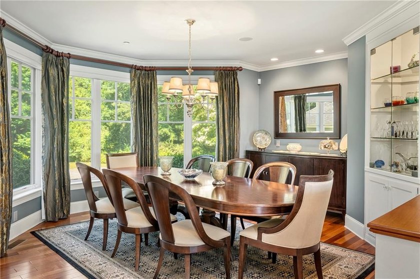 Perched on a private 2-acre waterfront lot in sought-after Plum - photo 18