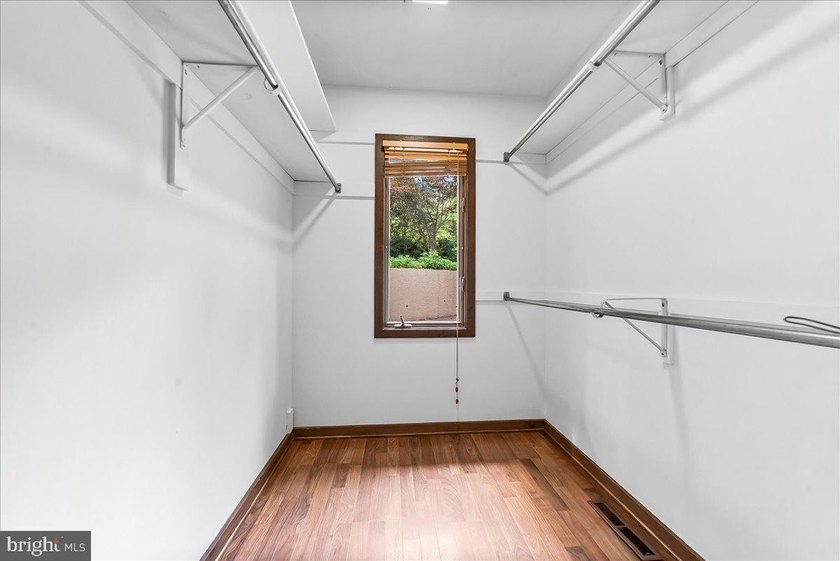Price Reduced!!! This is your chance to grab this property and - photo 31