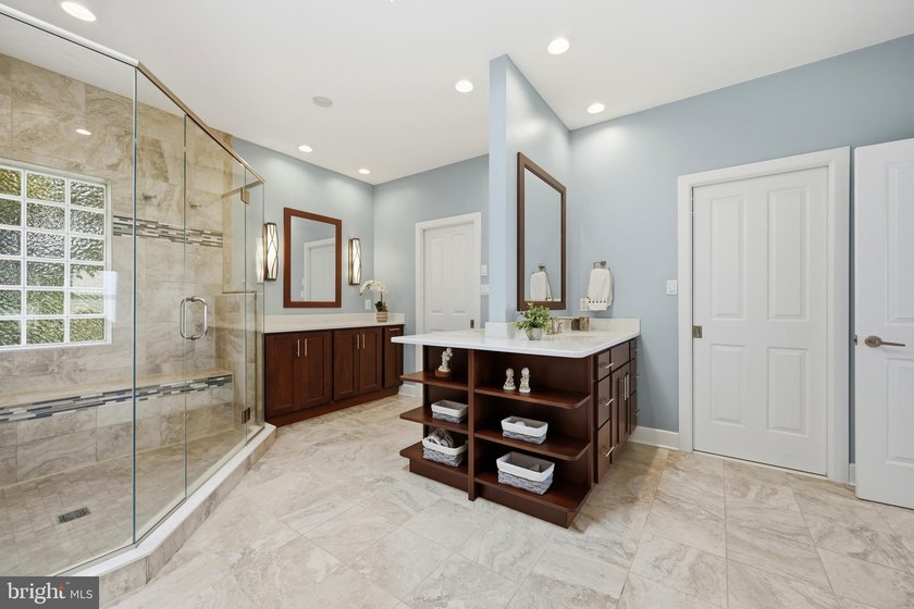 Sited on Cox Creek with 369 feet of waterfront, this elegant - photo 35
