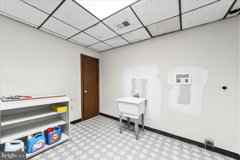 Price Reduced!!! This is your chance to grab this property and - photo 45