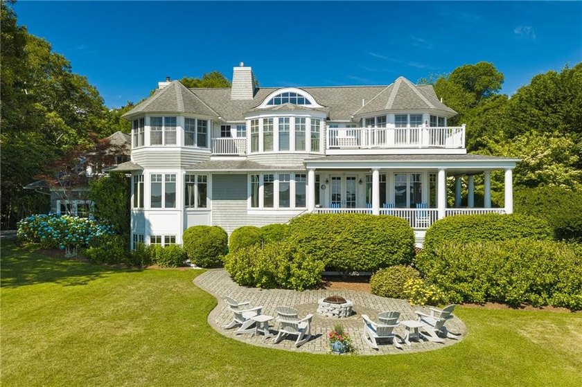 Perched on a private 2-acre waterfront lot in sought-after Plum - photo 46